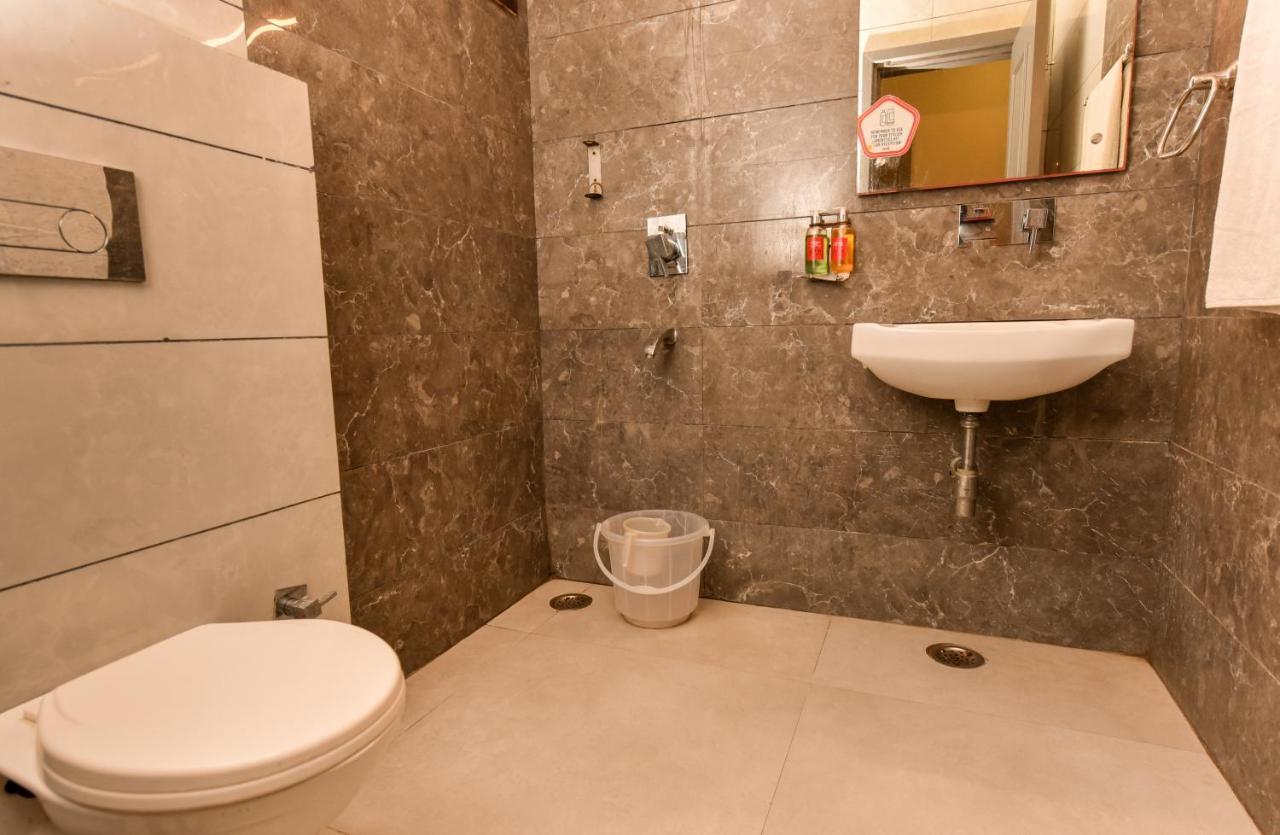 Hotel Red Saffron New Delhi Ngoại thất bức ảnh